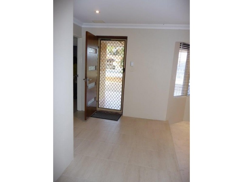 27 Teneriffe Place, Mirrabooka WA 6061