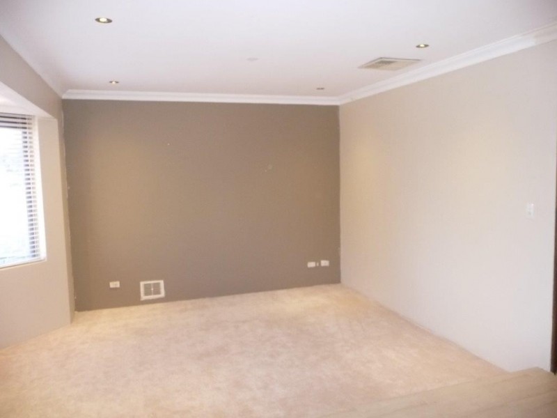 27 Teneriffe Place, Mirrabooka WA 6061