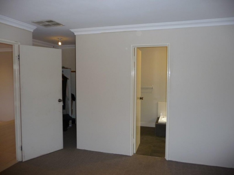 27 Teneriffe Place, Mirrabooka WA 6061