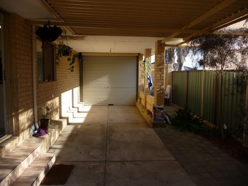 27 Teneriffe Place, Mirrabooka WA 6061