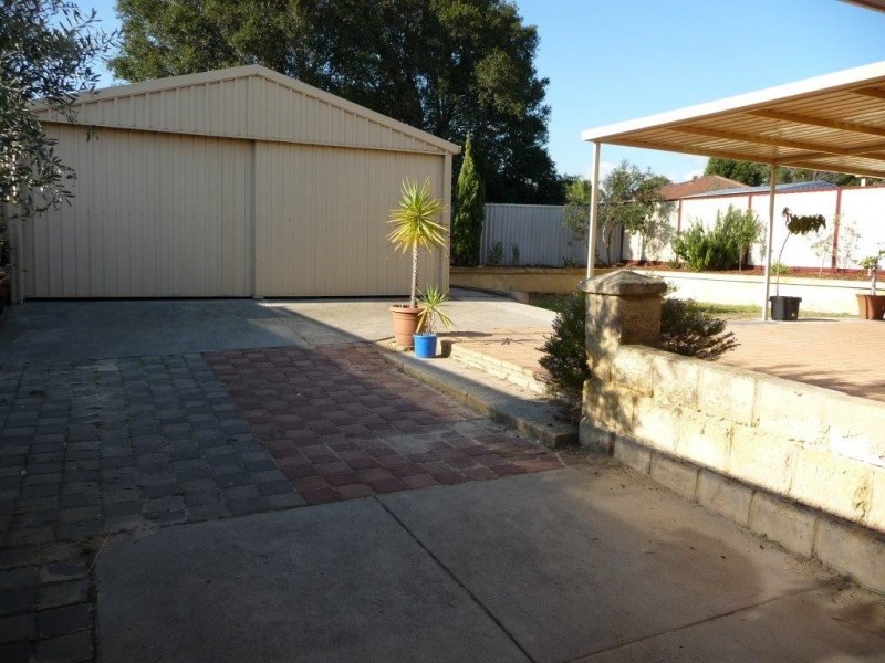 27 Teneriffe Place, Mirrabooka WA 6061