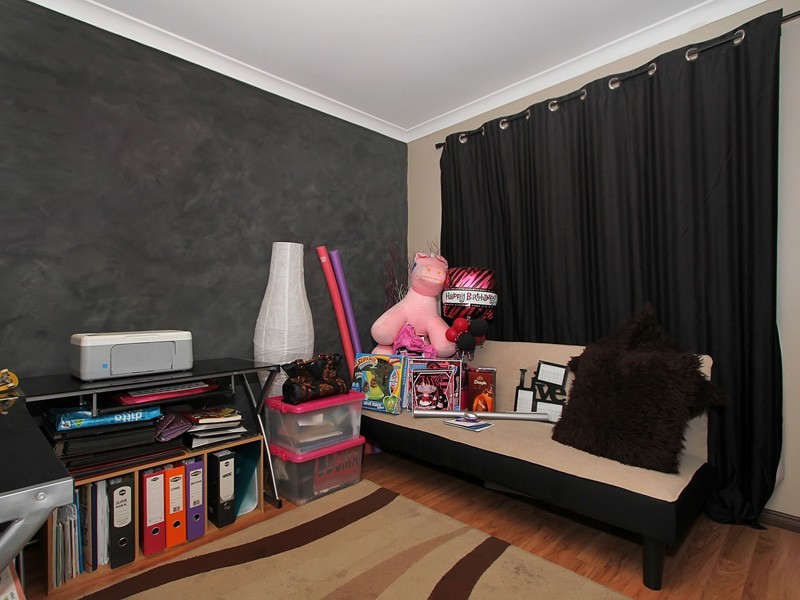 41 Lombardy Crescent, Caversham WA 6055