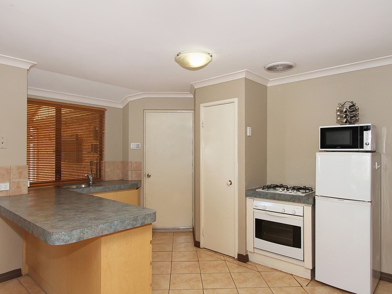 41 Lombardy Crescent, Caversham WA 6055