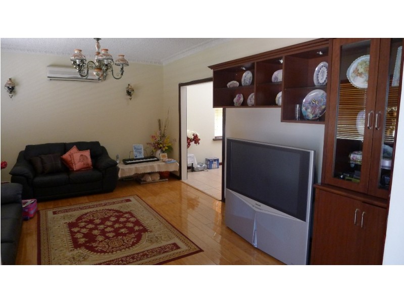 372 Alexander Drive, Dianella WA 6059