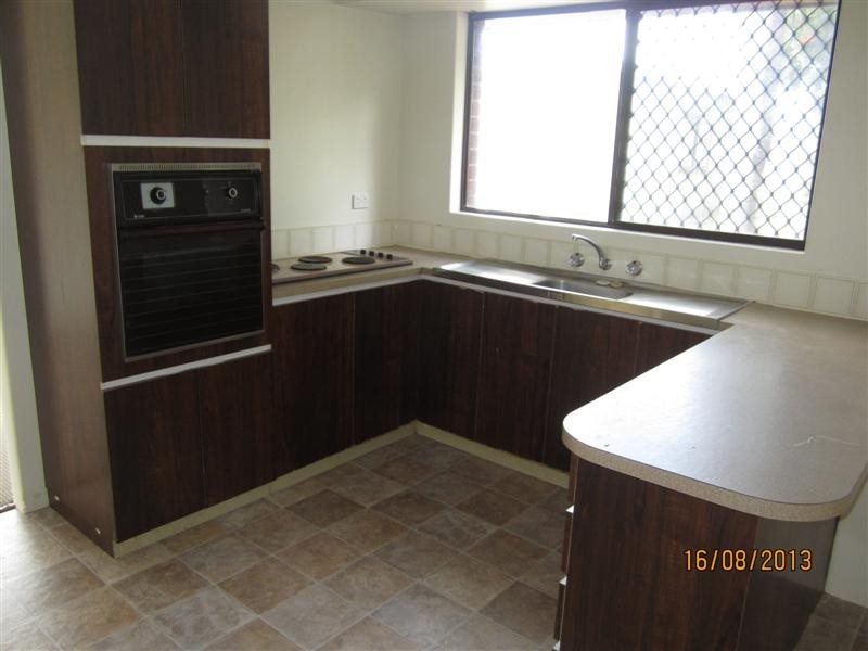 27 Littlemore Way, Eden Hill WA 6054