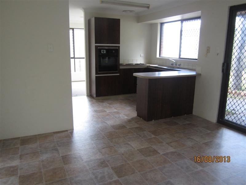 27 Littlemore Way, Eden Hill WA 6054