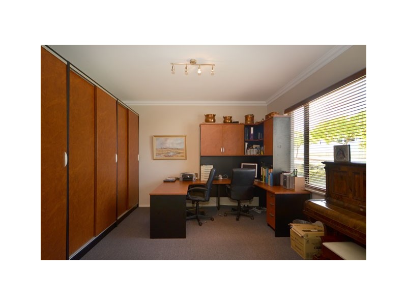 29 Cherrywood Avenue, Dianella WA 6059