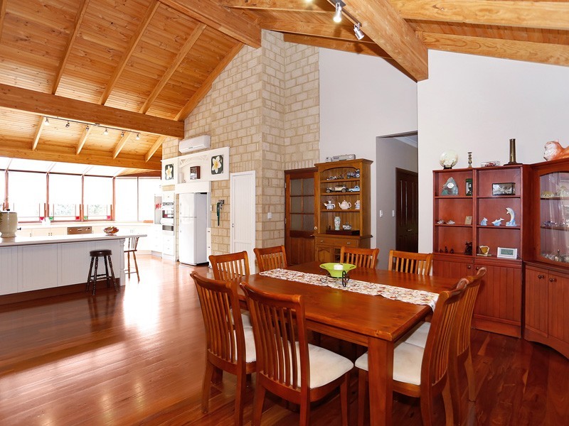 9 Santa Gertrudis Drive, Lower Chittering WA 6084