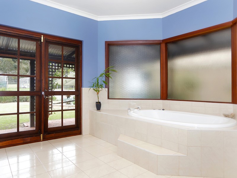 9 Santa Gertrudis Drive, Lower Chittering WA 6084