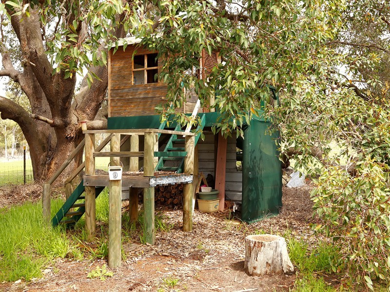 9 Santa Gertrudis Drive, Lower Chittering WA 6084