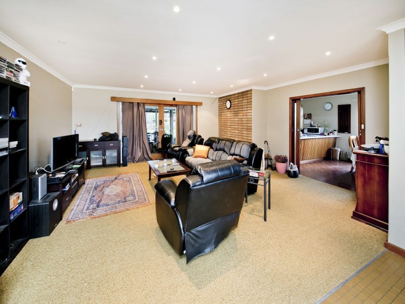 5 Wanndina Avenue, Dianella WA 6059