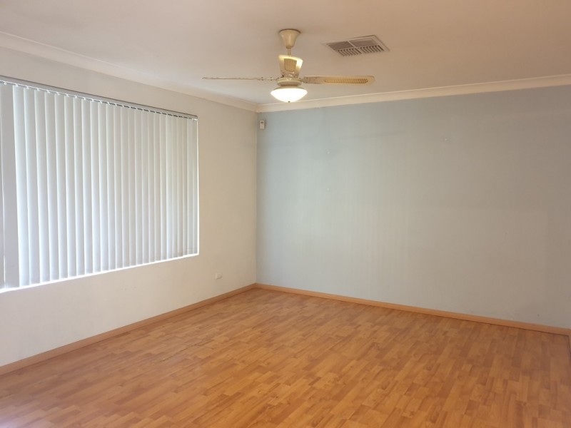 27 Avignon Way, Beechboro WA 6063