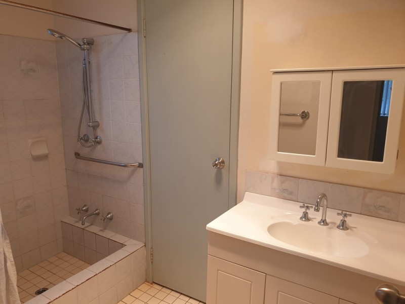 27 Avignon Way, Beechboro WA 6063