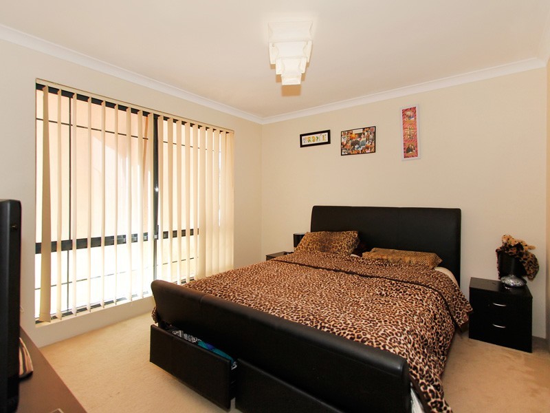 15 Coomer Elbow, South Guildford WA 6055