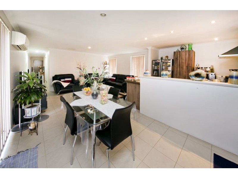 33 Salmar Way, Westminster WA 6061