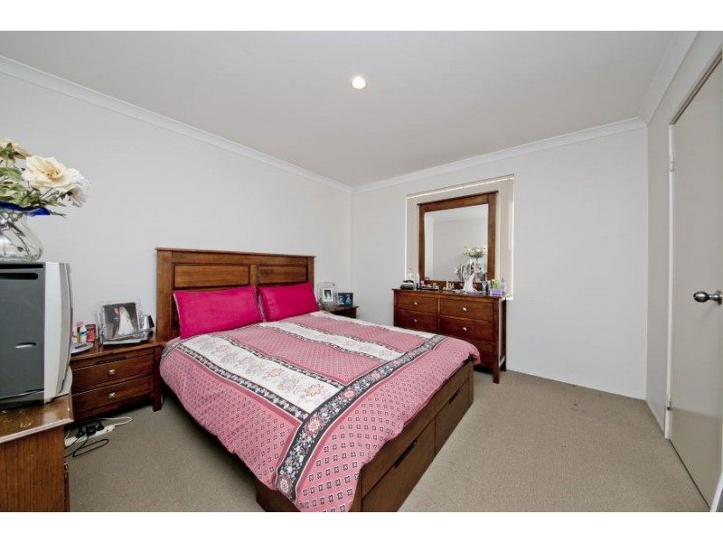 33 Salmar Way, Westminster WA 6061