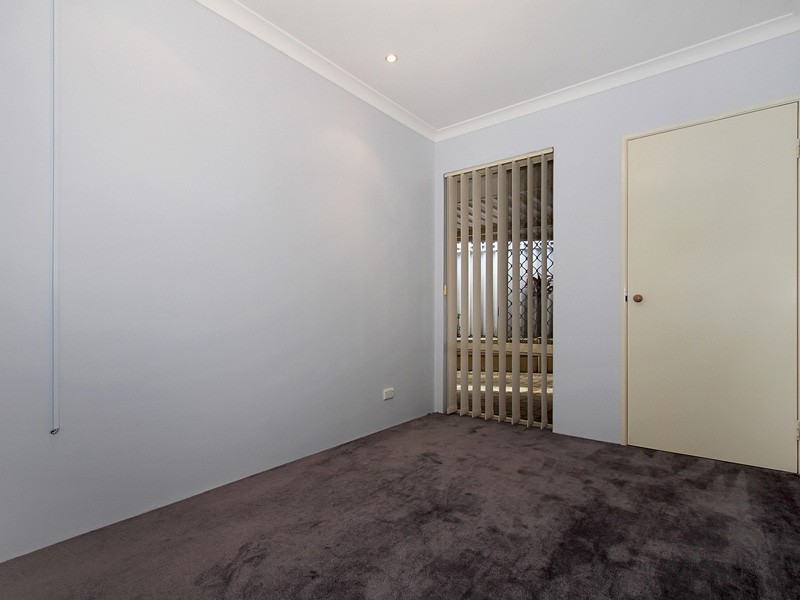 1/19 Roseheath Boulevard, Kiara WA 6054