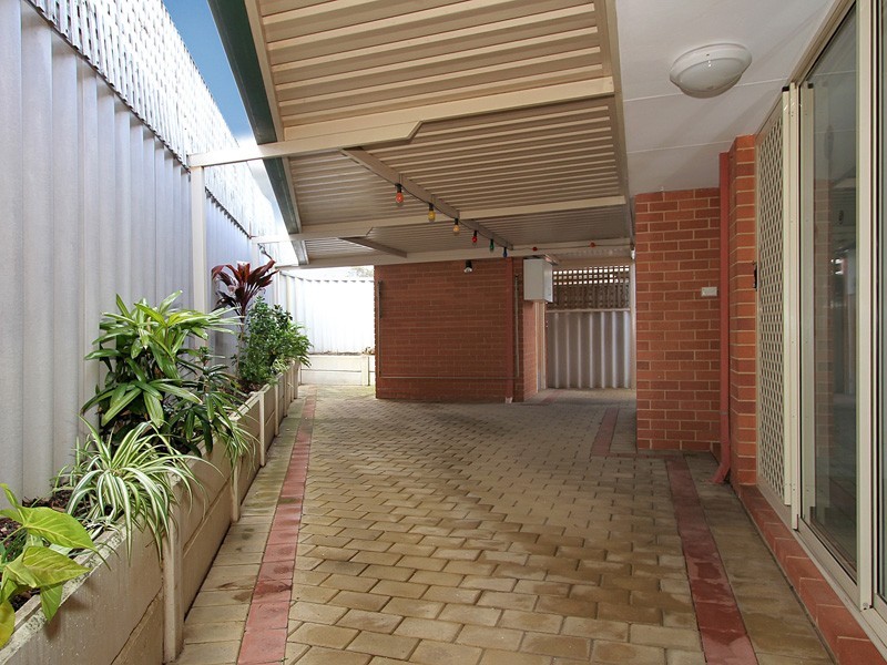 1/19 Roseheath Boulevard, Kiara WA 6054