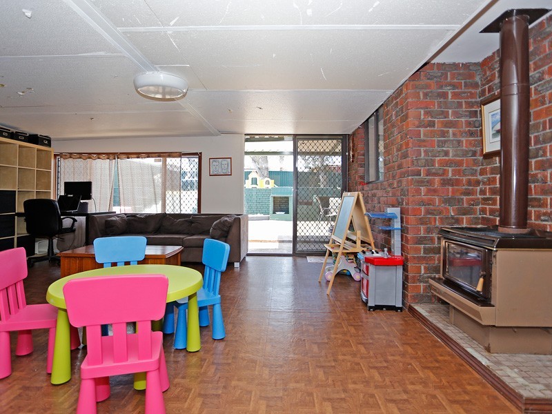 92 Maguire Avenue, Beechboro WA 6063