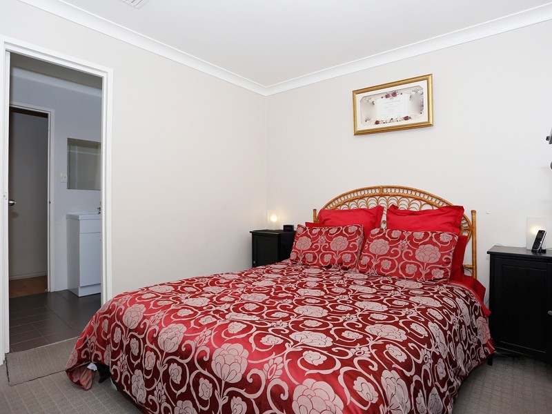 92 Maguire Avenue, Beechboro WA 6063