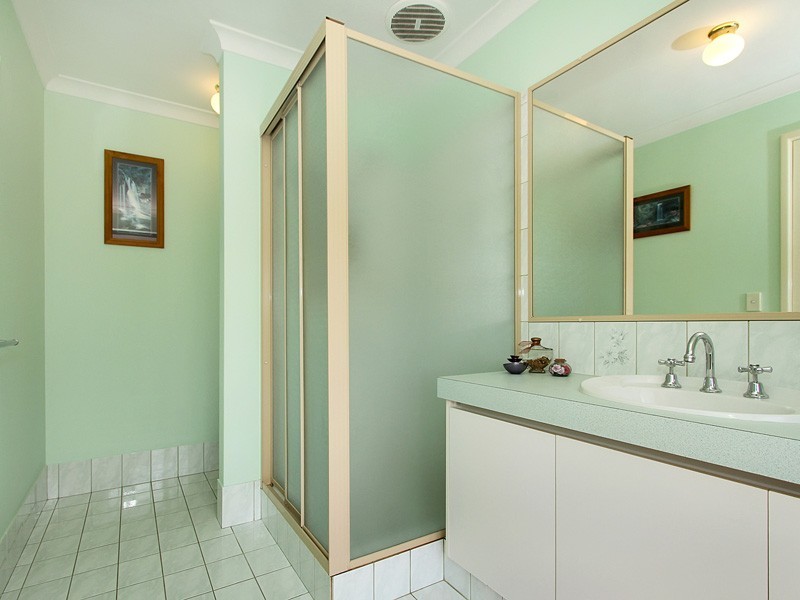 18 Walsh Avenue, Redcliffe WA 6104