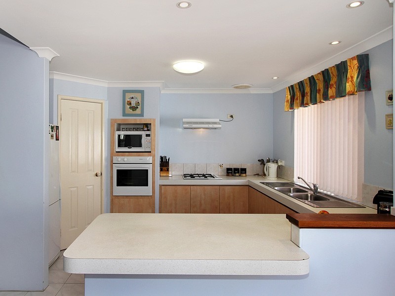18 Walsh Avenue, Redcliffe WA 6104