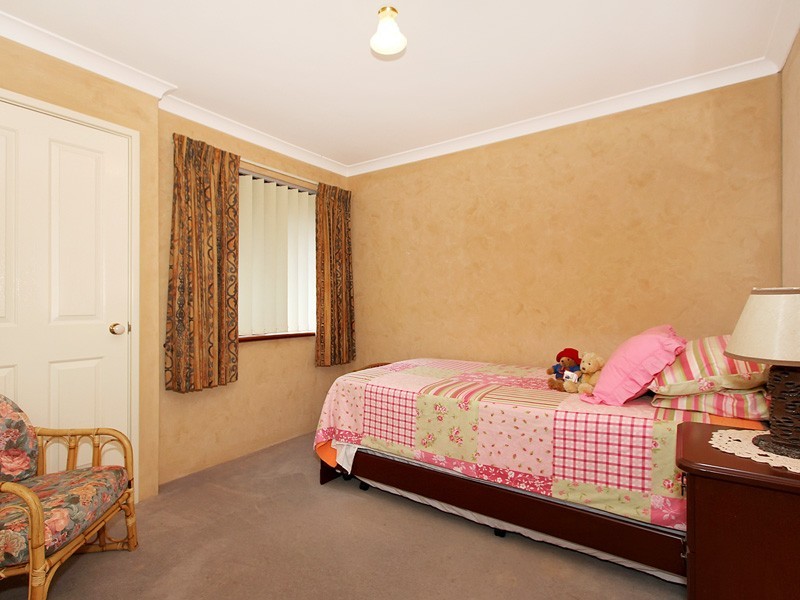 18 Walsh Avenue, Redcliffe WA 6104