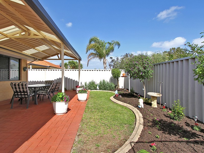 18 Walsh Avenue, Redcliffe WA 6104