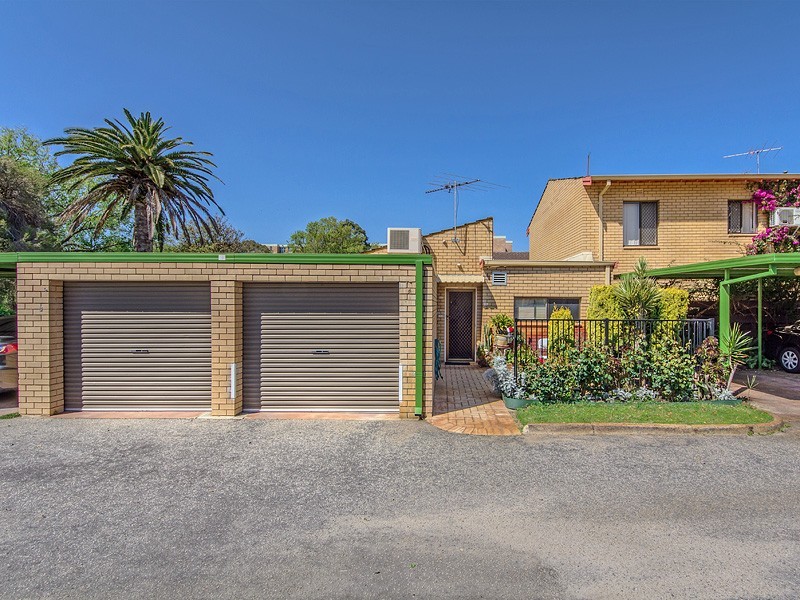 27/50 Pollard Street, Glendalough WA 6016