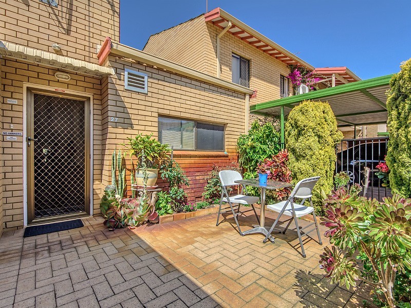 27/50 Pollard Street, Glendalough WA 6016