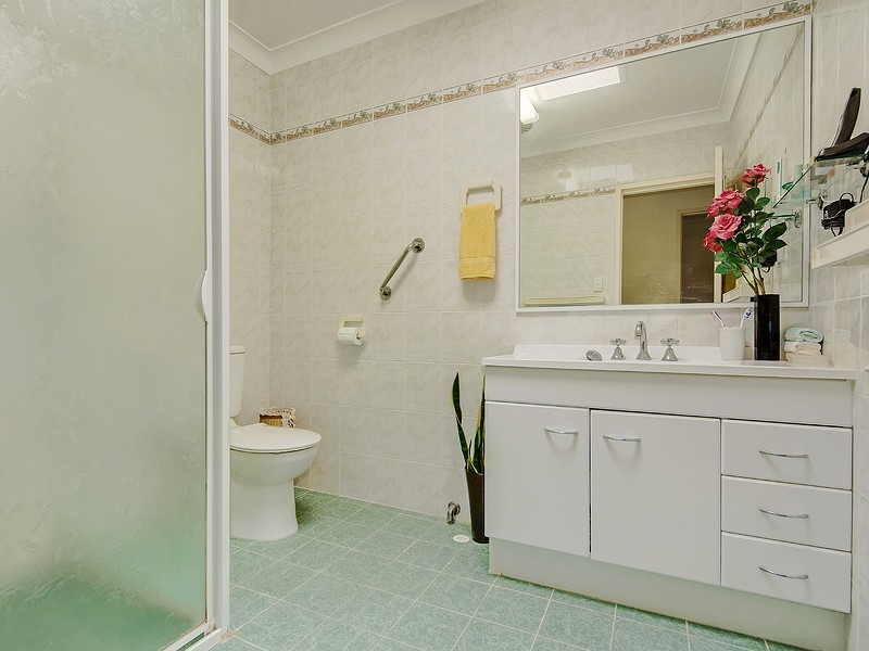 27/50 Pollard Street, Glendalough WA 6016