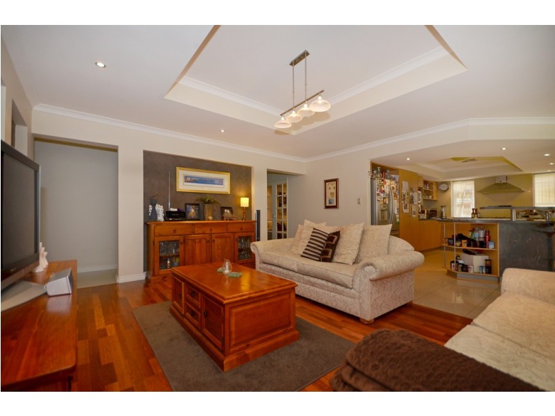 38 Boddington Circuit, Dianella WA 6059