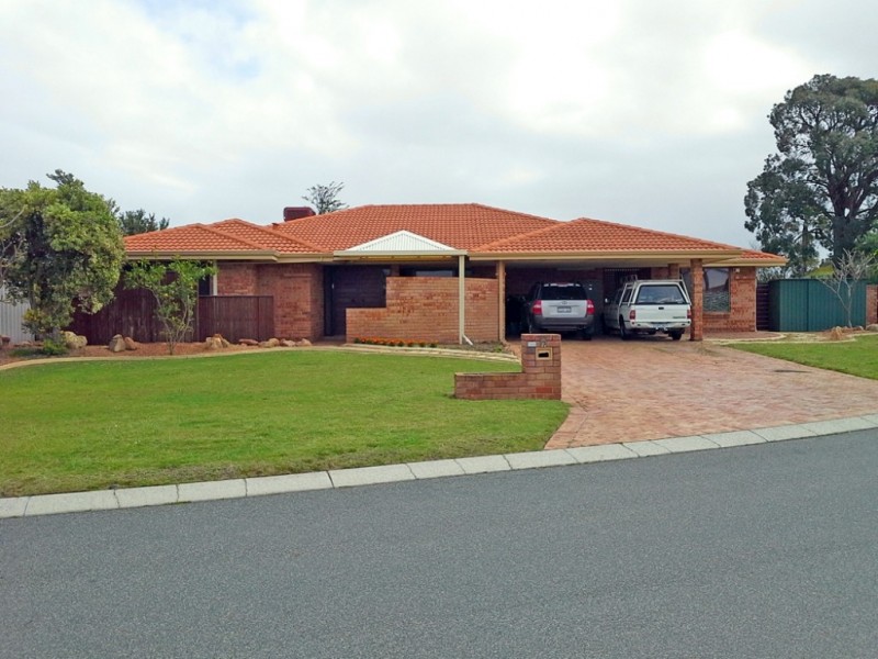 6 Jennifer Place, Alexander Heights WA 6064