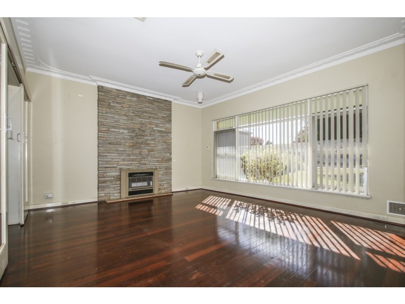 34 Malba Crescent, Dianella WA 6059