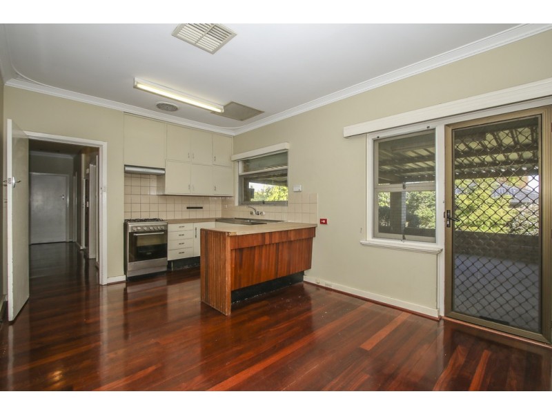 34 Malba Crescent, Dianella WA 6059