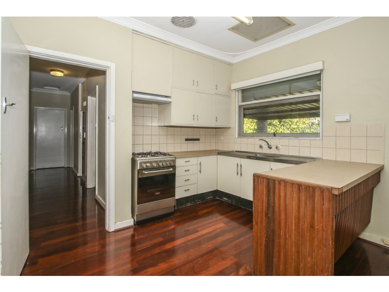 34 Malba Crescent, Dianella WA 6059