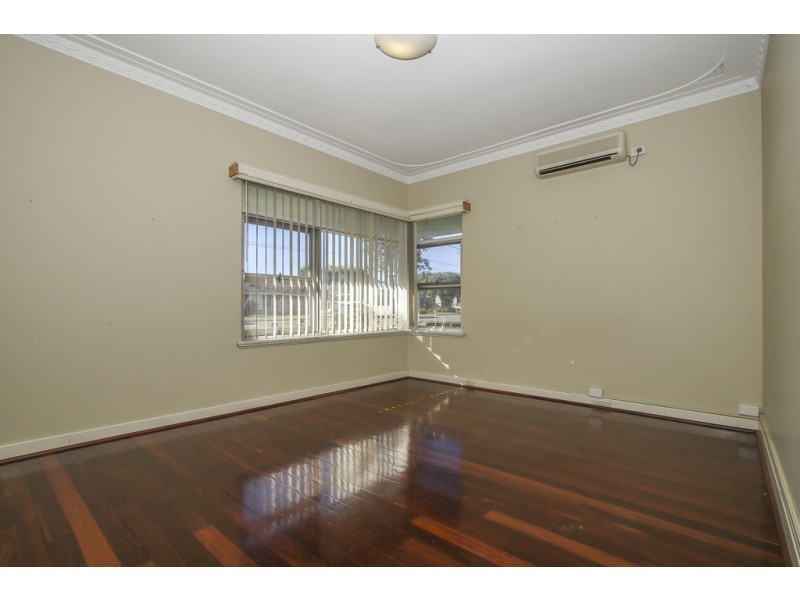 34 Malba Crescent, Dianella WA 6059