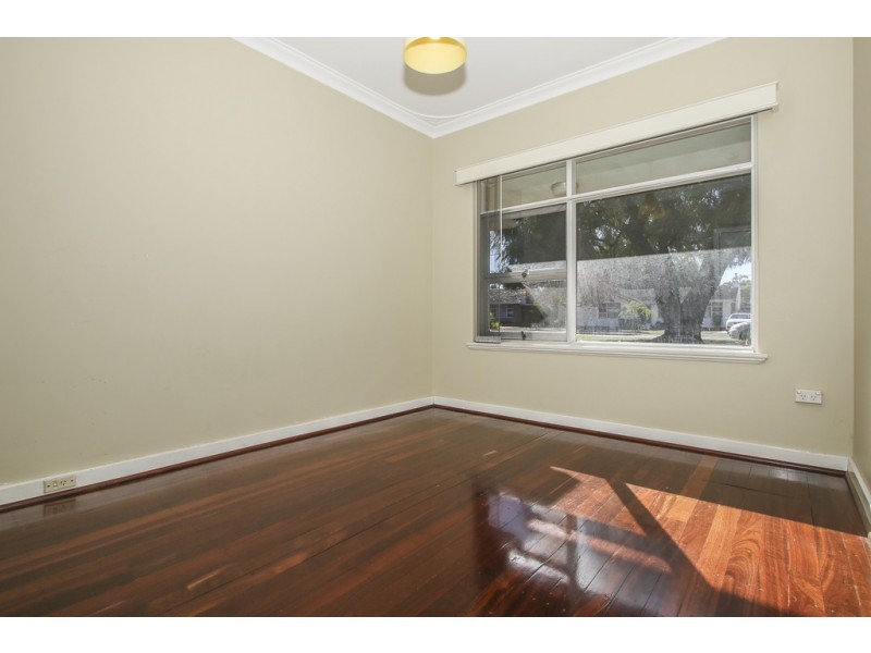 34 Malba Crescent, Dianella WA 6059