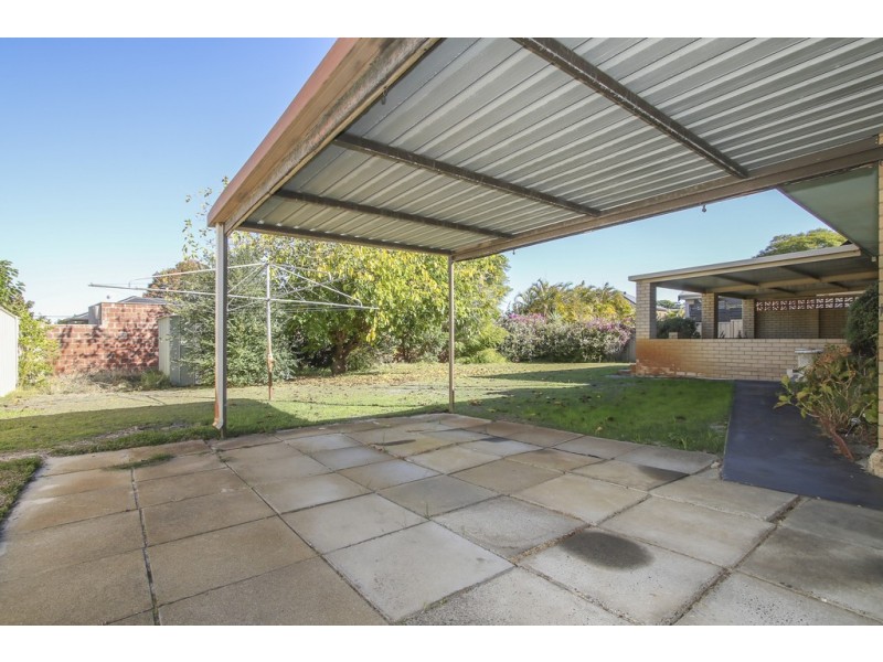 34 Malba Crescent, Dianella WA 6059