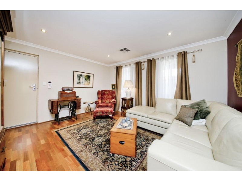 21 Modena Place, Balga WA 6061