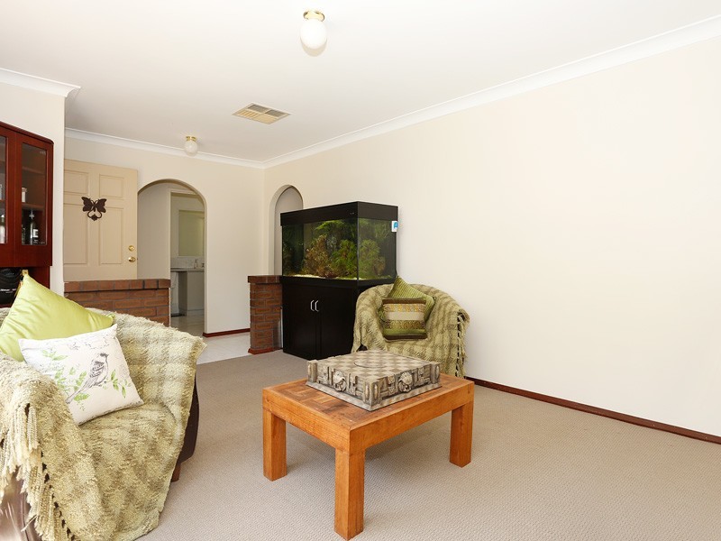 9 Bray Place, Beechboro WA 6063