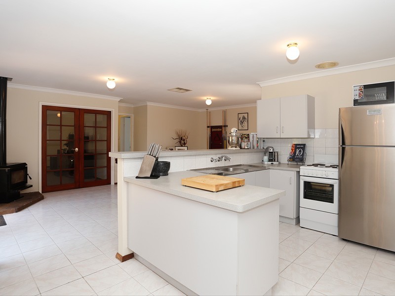 9 Bray Place, Beechboro WA 6063