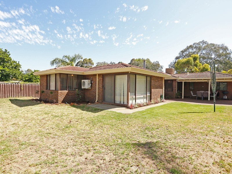 9 Bray Place, Beechboro WA 6063