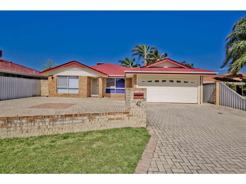 42 Enderby Court, Ballajura WA 6066