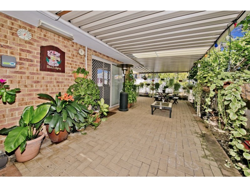 42 Enderby Court, Ballajura WA 6066