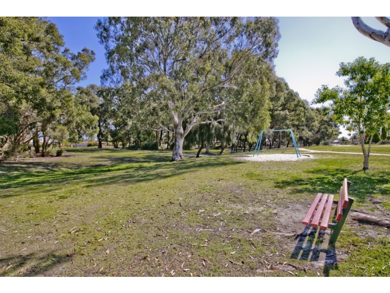 42 Enderby Court, Ballajura WA 6066