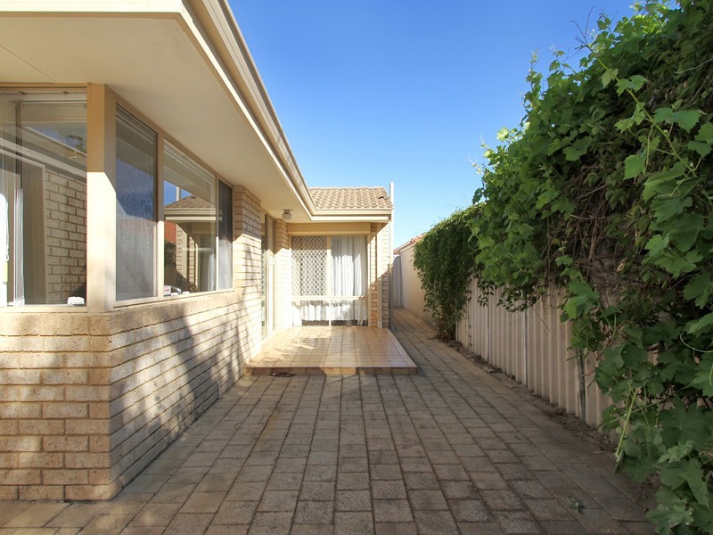3/369 Light Street, Dianella WA 6059