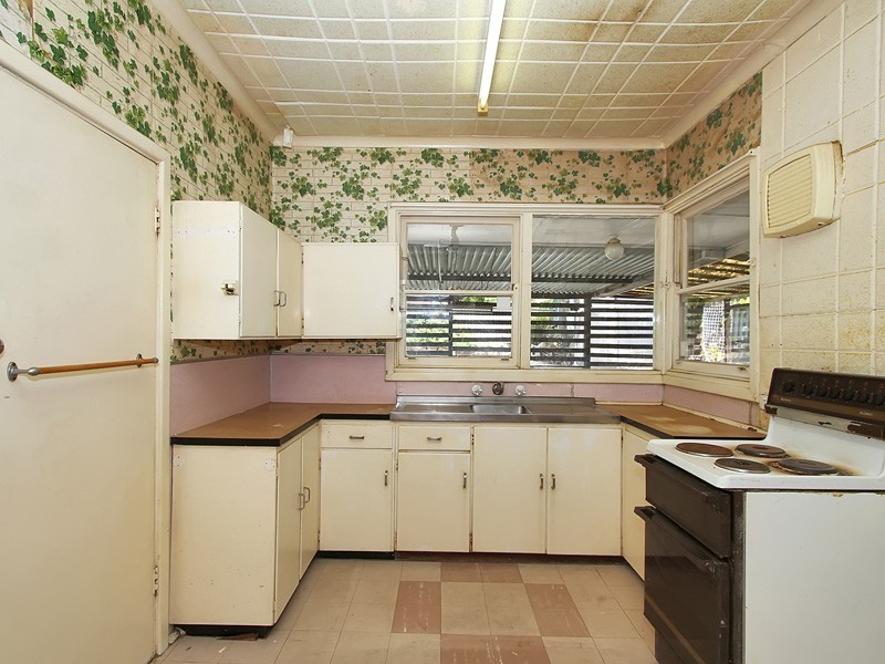 22 Bradshaw Street, Eden Hill WA 6054