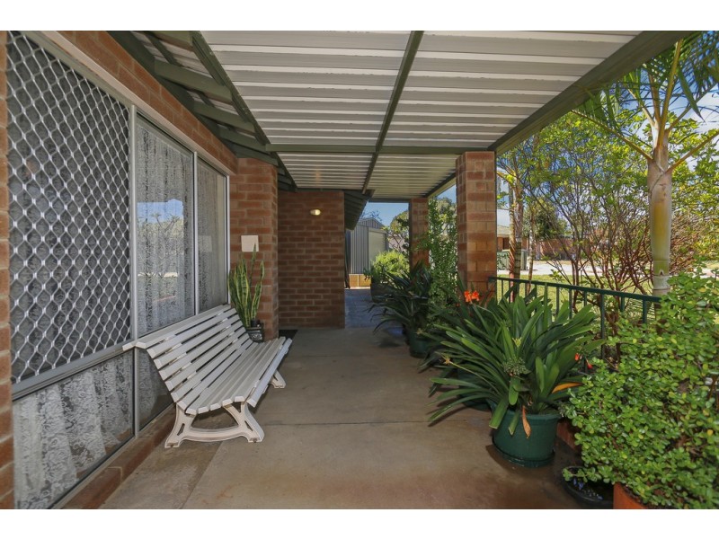 11 Roe Place, Beechboro WA 6063