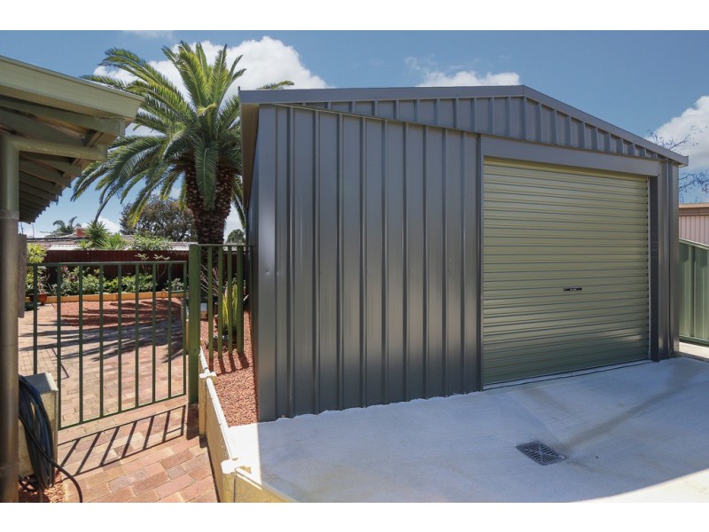 11 Roe Place, Beechboro WA 6063
